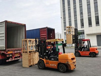 L'ECI Jiangxi Dikai Electric veu el pic d'un vaixell a l'estranger